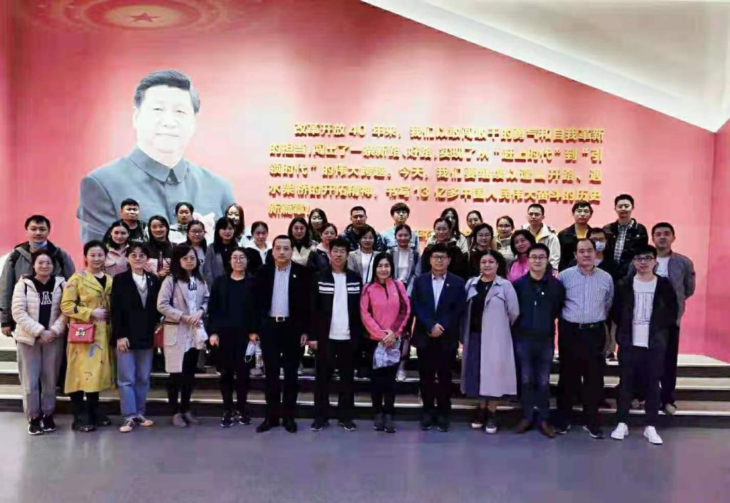 “赴红区 学党史 办义诊 送健康” 9159金沙申请大厅（口腔医院）开展口腔义诊及红色教育活动